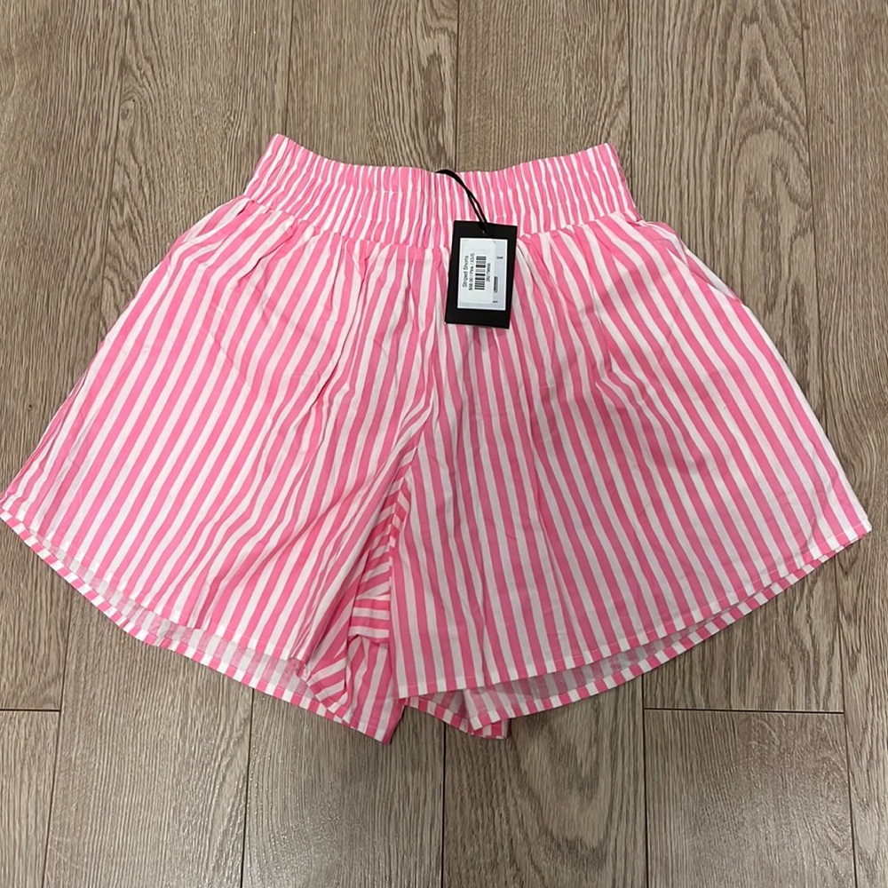 Brand new Brunette the Label Striped shorts. XS/S